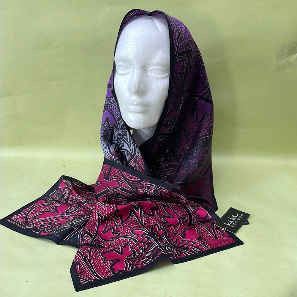 Vintage new multicolored Nicole Miller silk scarf